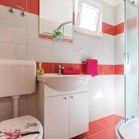 Bacinska Jezera With View Ix * Bacina