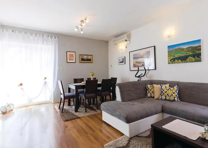 Apartment Bacinska Jezera With View Ix *