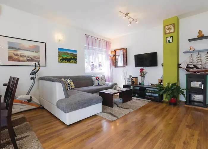 Bacinska Jezera With View Ix * Bacina