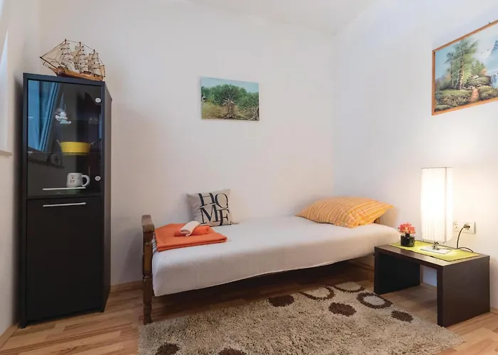 Bacinska Jezera With View Ix * Bacina