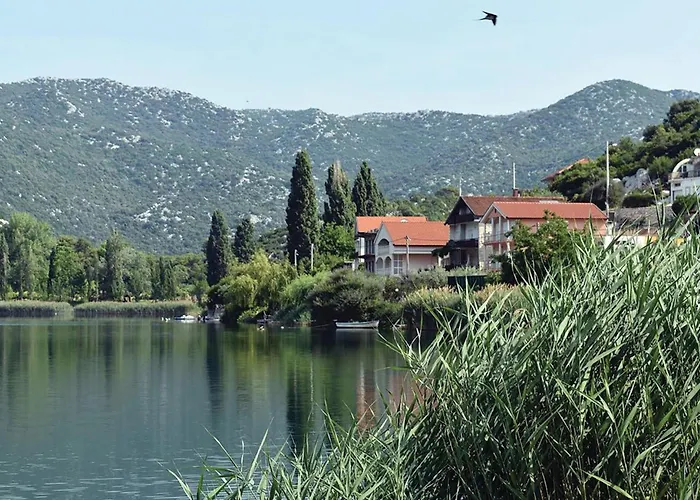 Bacinska Jezera With View Ix Apartment Bacina